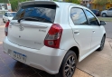 Autos - Toyota Etios xls 2023 Nafta 6000Km - En Venta