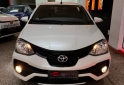 Autos - Toyota ETIOS XLS 2020 Nafta 60000Km - En Venta