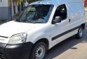 Utilitarios - Peugeot Partner 2015 Diesel 220000Km - En Venta