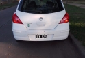 Autos - Nissan TIIDA VISIA 2010 Nafta 220000Km - En Venta