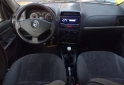 Autos - Fiat Palio HLX 1.8 2006 GNC 209500Km - En Venta