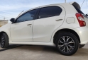 Autos - Toyota ETIOS XLS 2019 Nafta 54000Km - En Venta