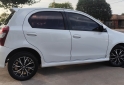 Autos - Toyota ETIOS XLS 2019 Nafta 54000Km - En Venta