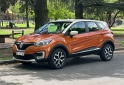 Camionetas - Renault Captur 2017 Nafta 80200Km - En Venta