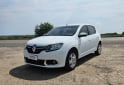 Autos - Renault Sandero Privilege 2016 Nafta 100000Km - En Venta