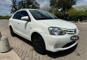 Autos - Toyota ETIOS XS 4PTAS 2014 Nafta  - En Venta