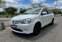 Autos - Toyota ETIOS XS 4PTAS 2014 Nafta  - En Venta