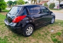 Autos - Nissan Acenta 2010 Nafta 250000Km - En Venta