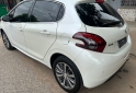 Autos - Peugeot 208 2016 Nafta 30000Km - En Venta