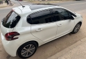 Autos - Peugeot 208 2016 Nafta 30000Km - En Venta