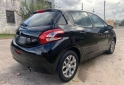 Autos - Peugeot 208 1.6 touchscreen permu 2015 Nafta 98000Km - En Venta