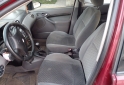 Autos - Ford Focus 2001 GNC 280000Km - En Venta