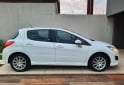 Autos - Peugeot 308 2013 Nafta 100000Km - En Venta