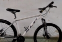 Deportes - Bicicleta rod 29 cuadro ALUMINIO con SUSPENSIN FRENO A DISCO zona centro rosario con papeles  LLANTAS DOBLE PARED - En Venta