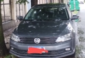 Autos - Volkswagen Vento Confortline DGS 2017 Nafta 124000Km - En Venta