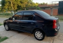 Autos - Renault Logan 2013 GNC 230000Km - En Venta