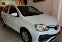 Autos - Toyota ETIOS X 2023 Nafta 60000Km - En Venta