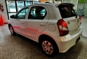 Autos - Toyota ETIOS X 2023 Nafta 60000Km - En Venta