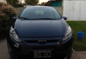 Autos - Ford Fiesta Kinetic Titanium 2013 Nafta 65000Km - En Venta