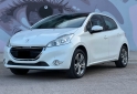 Autos - Peugeot 208 Pack Cuir 2015 Nafta 110000Km - En Venta