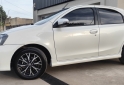 Autos - Toyota ETIOS XLS 2019 Nafta 54000Km - En Venta