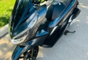 Motos - Honda PCX 2023 Nafta 9500Km - En Venta