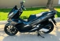 Motos - Honda PCX 2023 Nafta 9500Km - En Venta