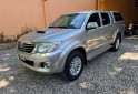 Camionetas - Toyota HILUX D/C SRV MT 4X2 2015 Diesel 238000Km - En Venta