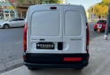 Utilitarios - Renault Kangoo 2016 GNC 180000Km - En Venta