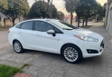 Autos - Ford Fiesta kinetic titanium 2014 Nafta 118000Km - En Venta