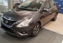 Autos - Nissan VERSA EXCLUSIVE PURE AT 2017 Nafta 44000Km - En Venta