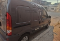 Utilitarios - Renault Kangoo 2015 Diesel 100000Km - En Venta