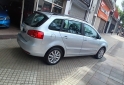 Autos - Volkswagen Suran Highline 2011 Nafta 120000Km - En Venta