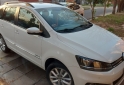 Autos - Volkswagen SURAN HIGHLINE 2015 Nafta 107000Km - En Venta