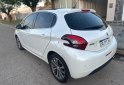 Autos - Peugeot 208 Feline 2017 Nafta 78000Km - En Venta