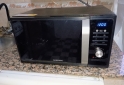 Hogar - Excelente Microondas Samsung Ceramic Inside con Grill Impecable Estado Funcionando Perfectamente - En Venta