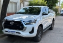 Camionetas - Toyota Hilux 2023 Diesel 19000Km - En Venta