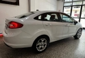 Autos - Ford FIESTA KINETIC DESIGN 2013 Nafta 142000Km - En Venta