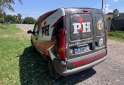 Utilitarios - Renault Kangoo 2018 Nafta 306400Km - En Venta