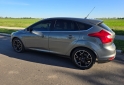 Autos - Ford Focus titanium 2014 Nafta 109000Km - En Venta