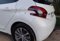 Autos - Peugeot 208 2016 Nafta 128000Km - En Venta