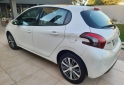 Autos - Peugeot 208 2017 Nafta 99000Km - En Venta