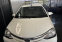 Autos - Toyota Etios XLS  4 ptas 2017 Nafta 90000Km - En Venta