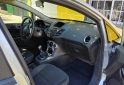 Autos - Ford Fiesta kinetic 2015 Nafta 120000Km - En Venta