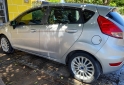 Autos - Ford Fiesta kinetic 2015 Nafta 120000Km - En Venta