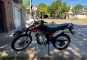 Motos - Corven TRIAX 150 2023 Nafta 3000Km - En Venta