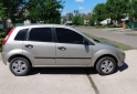 Autos - Ford Fiesta 2005 Nafta 236000Km - En Venta