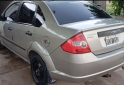 Autos - Ford Fiesta Max 2005 Nafta 136000Km - En Venta