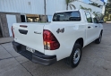 Camionetas - Toyota Hilux Dx Pack 4x4 2023 Diesel 2630Km - En Venta