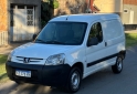 Utilitarios - Peugeot Partner 2016 Diesel 180000Km - En Venta